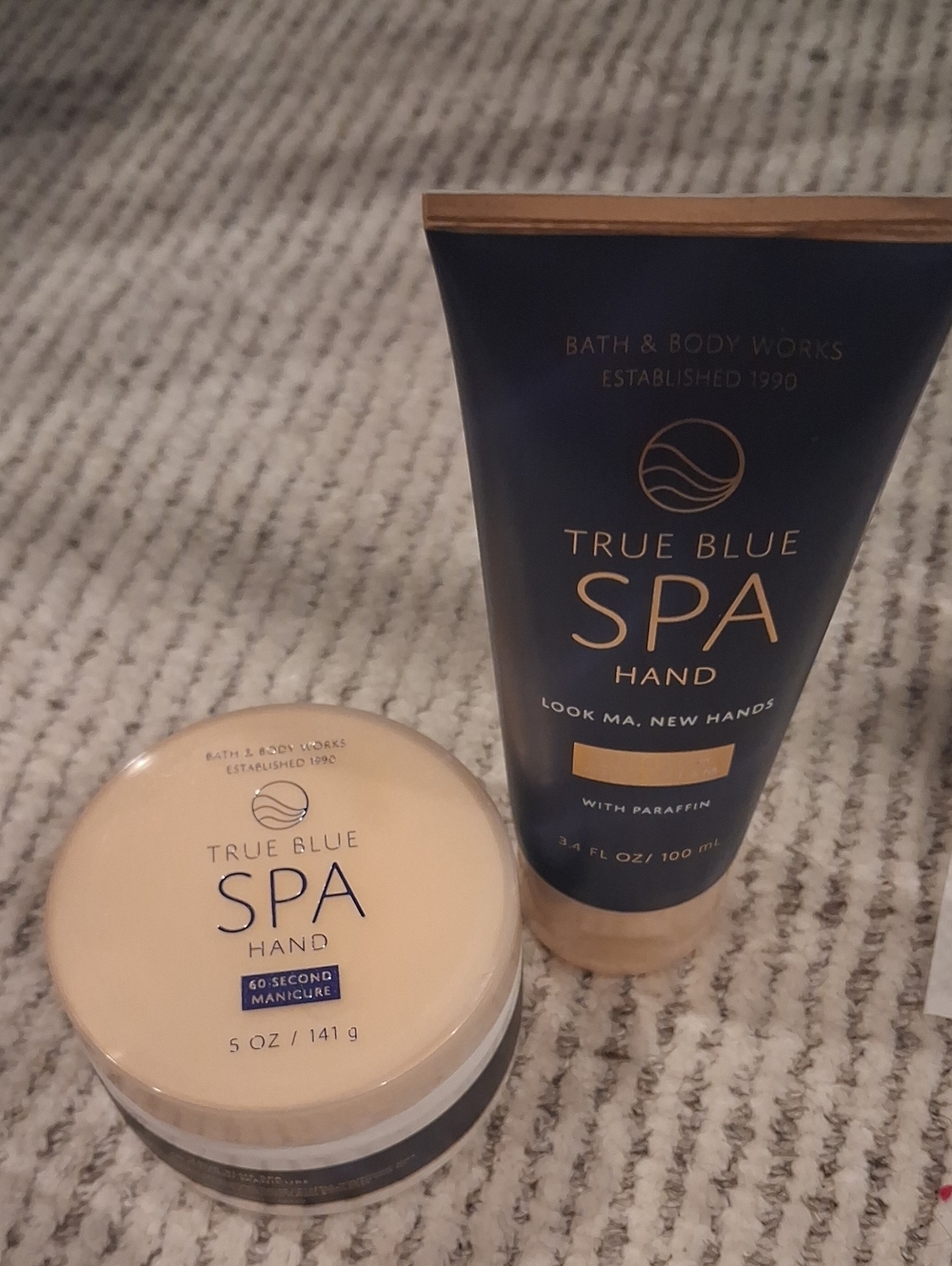 Bath & Body Works True Blue Spa Hand Cream 60 Second manicure Mask